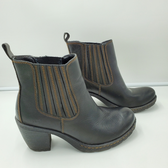 6 Black Born Pebbled Leather Ankle Boots